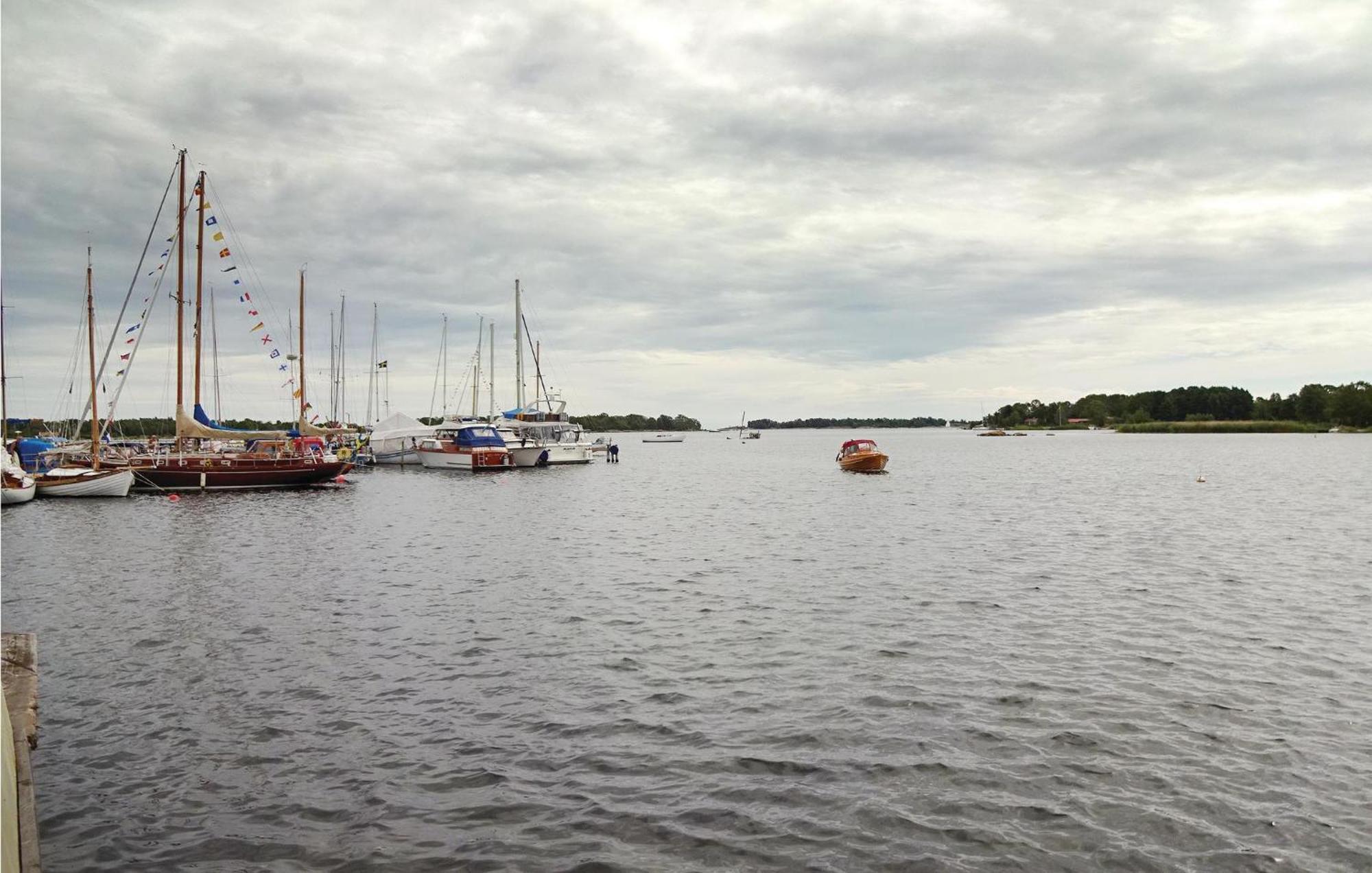 Gorgeous Home In Ronneby With House Sea View Екстериор снимка